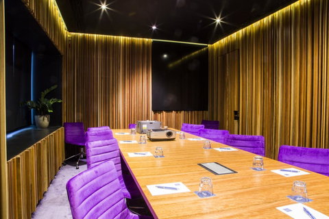The Sebel Melbourne Docklands Hotel - Your Accommodation 31