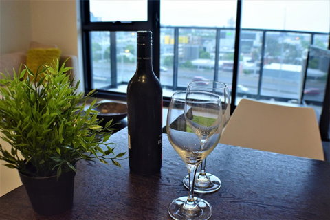 Royal Stays Apartments Melbourne- Southbank - Your Accommodation 0