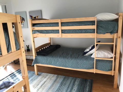 Sunsets On Martyrs Luxury Coastal Beach House Peterborough - Your Accommodation 15