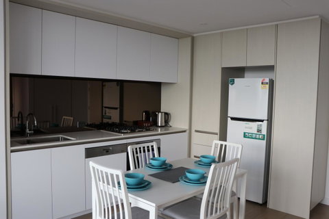 Pars Apartments - Collins Wharf Waterfront, Docklands - Your Accommodation 8
