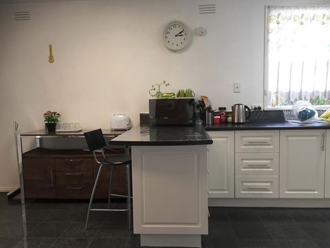 Doncaster Westfield Home Stay - Your Accommodation 39