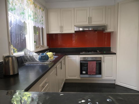 Doncaster Westfield Home Stay - Your Accommodation 38
