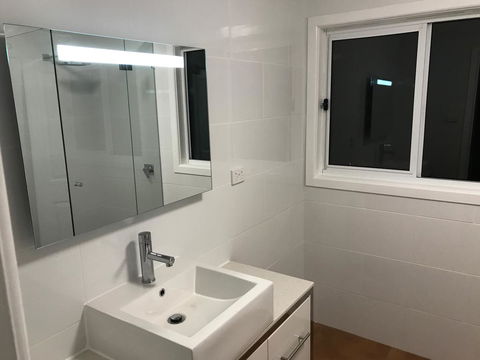 The Hill House - Your Accommodation 11
