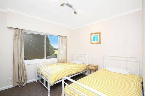 The Hill House - Your Accommodation 3