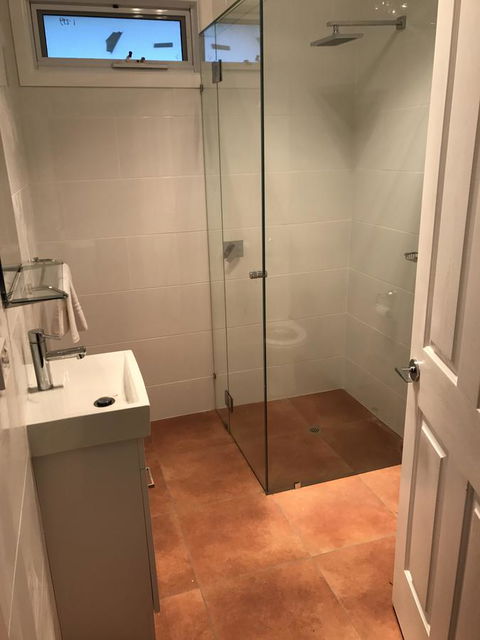 The Hill House - Your Accommodation 5