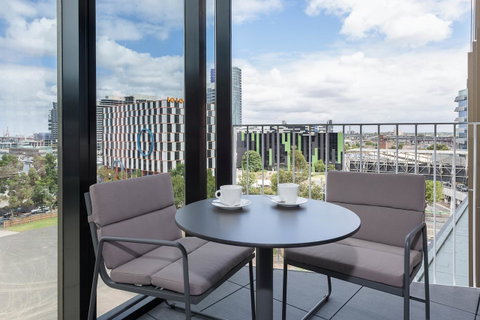 Peppers Docklands - Your Accommodation 4