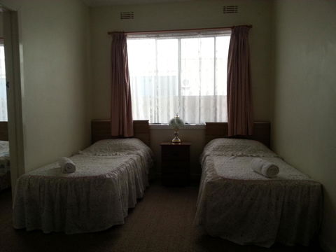 Beachcomber Holiday Units - Your Accommodation 28