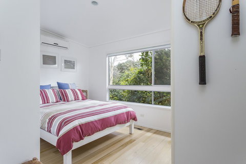 Sunset On Scott - Relax In Tranquility & Style - Your Accommodation 12