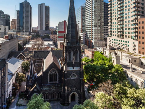 Hotel Grand Chancellor Melbourne - Your Accommodation 24