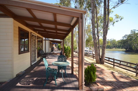 Tasman Holiday Parks - Merool On The Murray - Your Accommodation 18