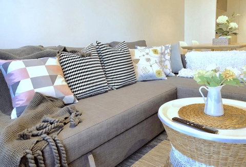 Brilliant Victoria Harbour Waterfront - Your Accommodation 17