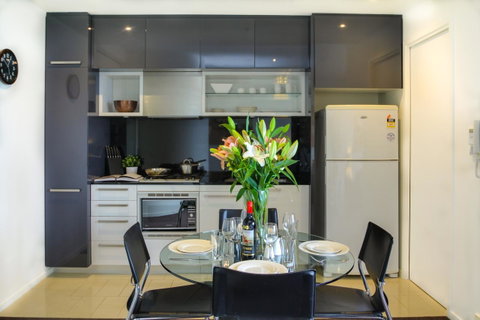Southbank Apartments Eureka - Your Accommodation 4