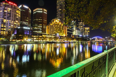 Southbank Apartments Eureka - Your Accommodation 11