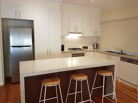 Healesville House - Fig Tree House - Your Accommodation 5