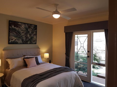 Healesville House - Fig Tree House - Your Accommodation 10