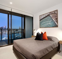 Orange Stay at Collins Wharf - Your Accommodation
