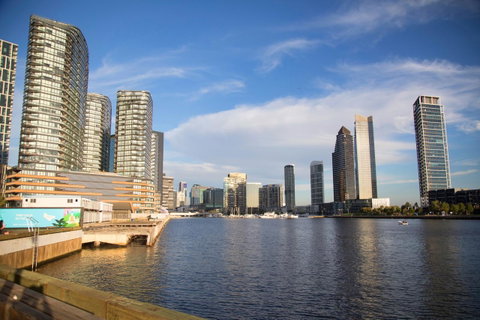 Orange Stay At Collins Wharf - Your Accommodation 5
