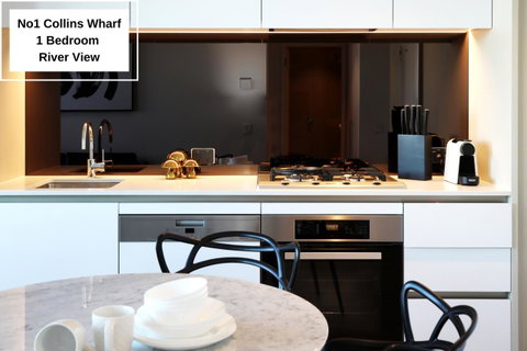 Orange Stay At Collins Wharf - Your Accommodation 8