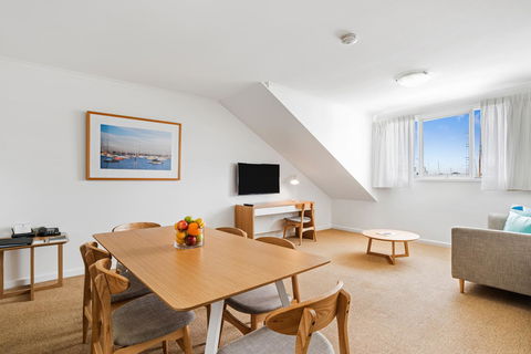 Aligned Corporate Residences Williamstown - Your Accommodation 11
