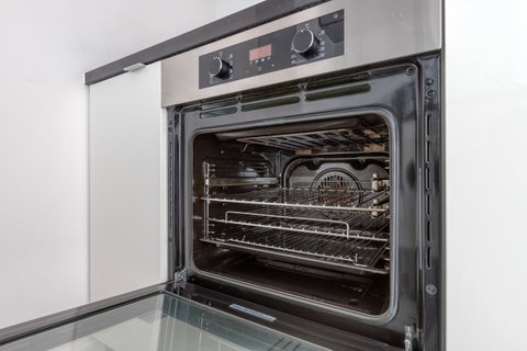 Southbank Biz-Biz Hotel Apartment - Your Accommodation 17