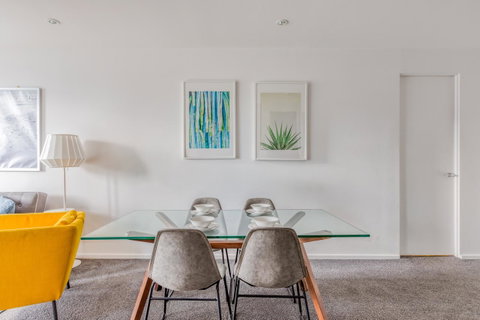 Southbank Biz-Biz Hotel Apartment - Your Accommodation 13