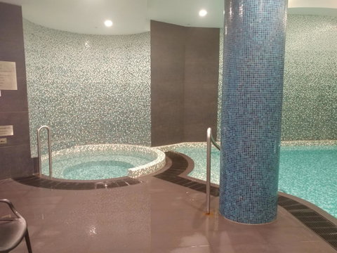 PrivateStudio In Quay West Building - Your Accommodation 9