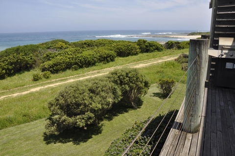 14 Steps - Your Accommodation 10