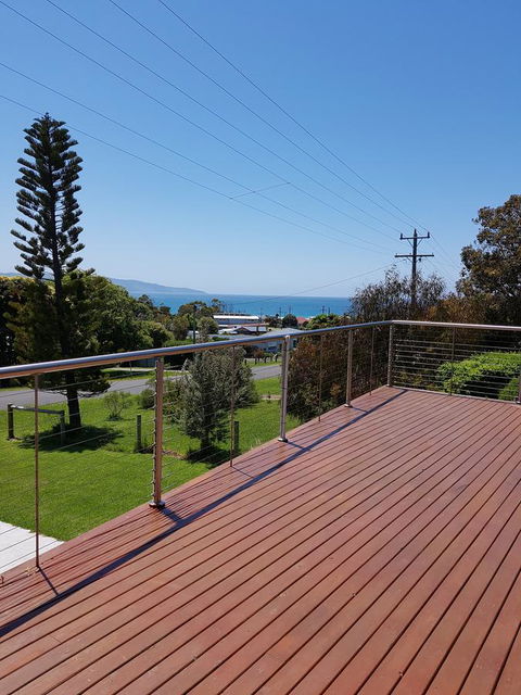 Beach Retreat Apartment Marengo - Your Accommodation 0