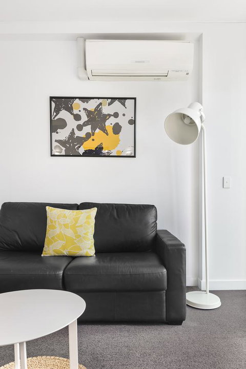 Docklands Private Collection - City Harbour Apartments - Your Accommodation 18