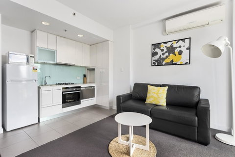 Docklands Private Collection - City Harbour Apartments - Your Accommodation 21