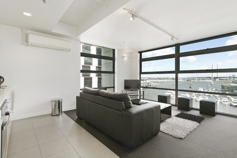Docklands Private Collection - City Harbour Apartments - Your Accommodation 34