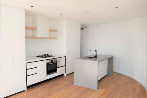 Readyset Stadium - Your Accommodation 16