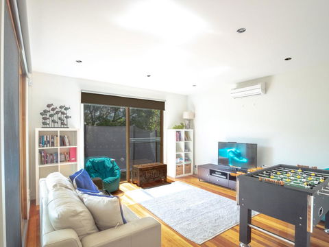 Blairgowrie Moonah Beach House: Walk To Beach - Your Accommodation 8