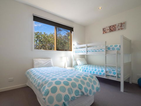 Blairgowrie Moonah Beach House: Walk To Beach - Your Accommodation 10