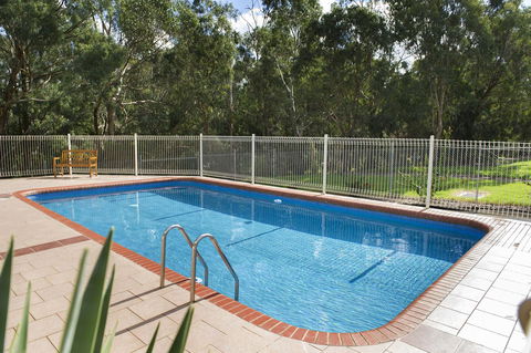 Box Hill Motel - Your Accommodation 11