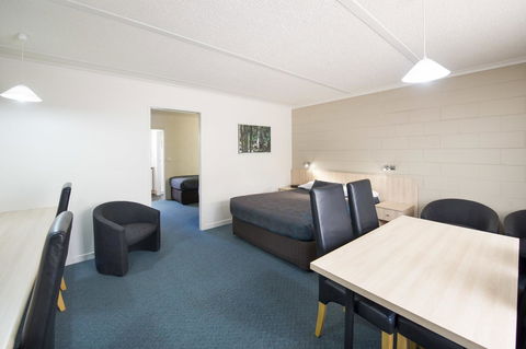 Box Hill Motel - Your Accommodation 1