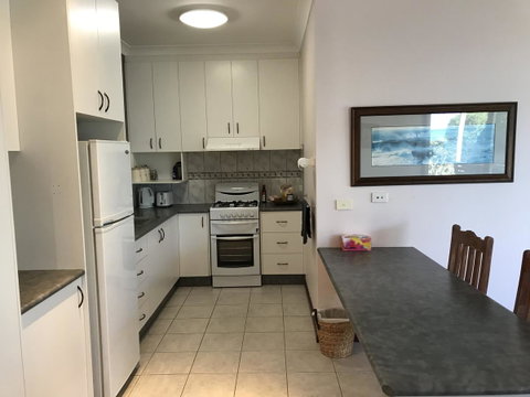 Eagle Bay Views - Your Accommodation 15