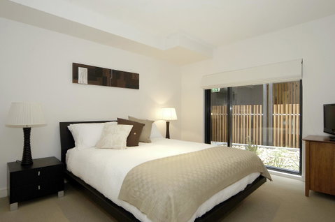 C-Scape Water Front Apartment - Your Accommodation 5