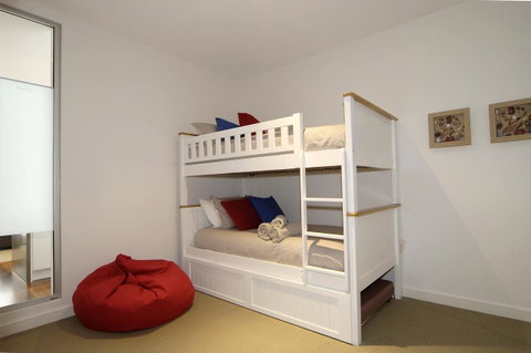 C-Scape Water Front Apartment - Your Accommodation 7