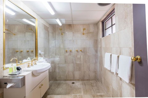 Eltham Gateway Hotel & Conference Centre - Your Accommodation 36