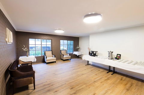 Eltham Gateway Hotel & Conference Centre - Your Accommodation 16