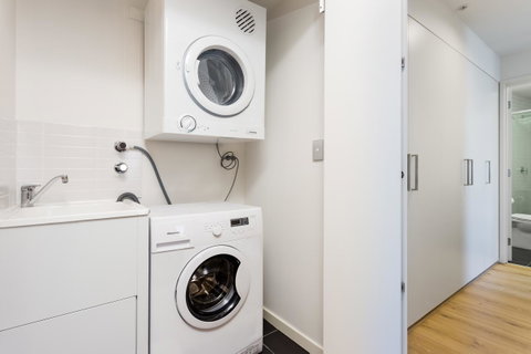 Accent Accommodation@Docklands - Your Accommodation 8