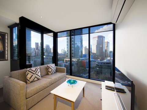 Apartments @ 133 City - Your Accommodation 18