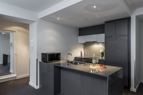 Apartments @ 133 City - Your Accommodation 8