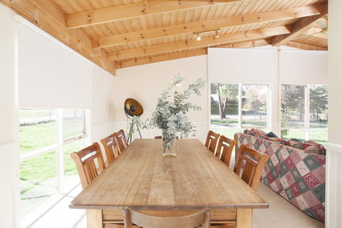 Beechworth Cedar Cottages - Your Accommodation 3