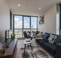 International 2 bed 2 bath apartment - Your Accommodation