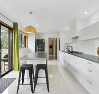 Fairhills - NEW LISTING beautifully styled - Your Accommodation