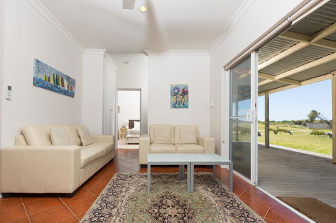 Cottages For Couples - Your Accommodation 28