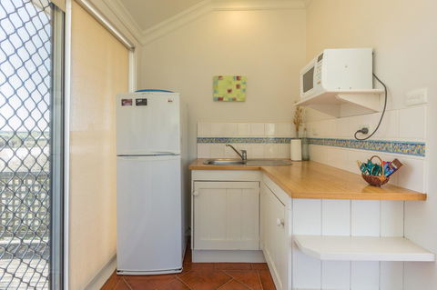 Cottages For Couples - Your Accommodation 22