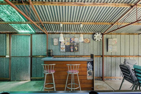 Jettycove Beach House - Your Accommodation 18